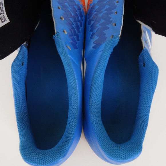 SIZE 9.5. Adidas Predito LZ Indoor soccer shoes.